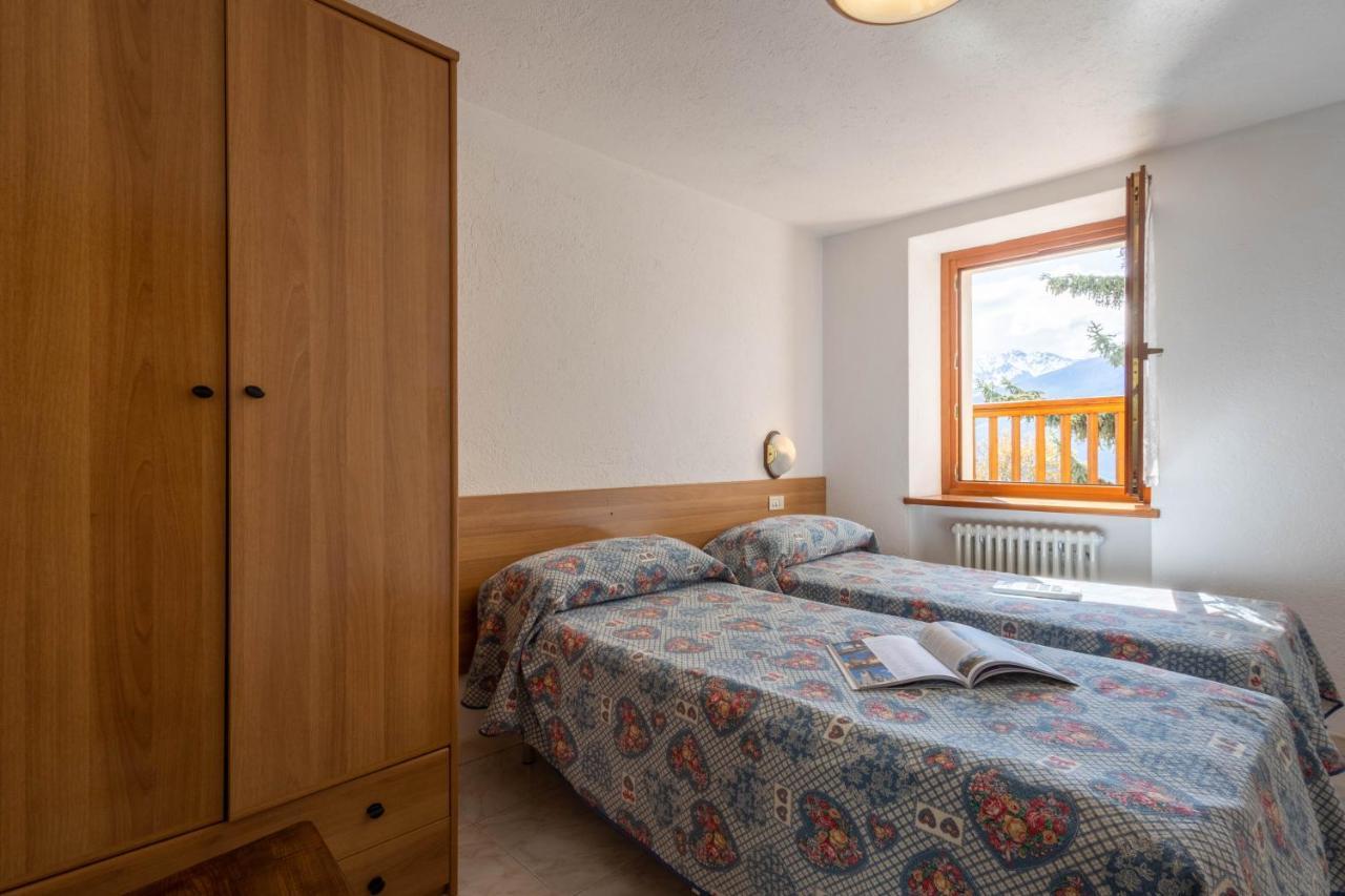 Le Vieux Noyer - Appartamenti Al Verde Villaggio Di Rumiod Saint-Pierre Exterior foto