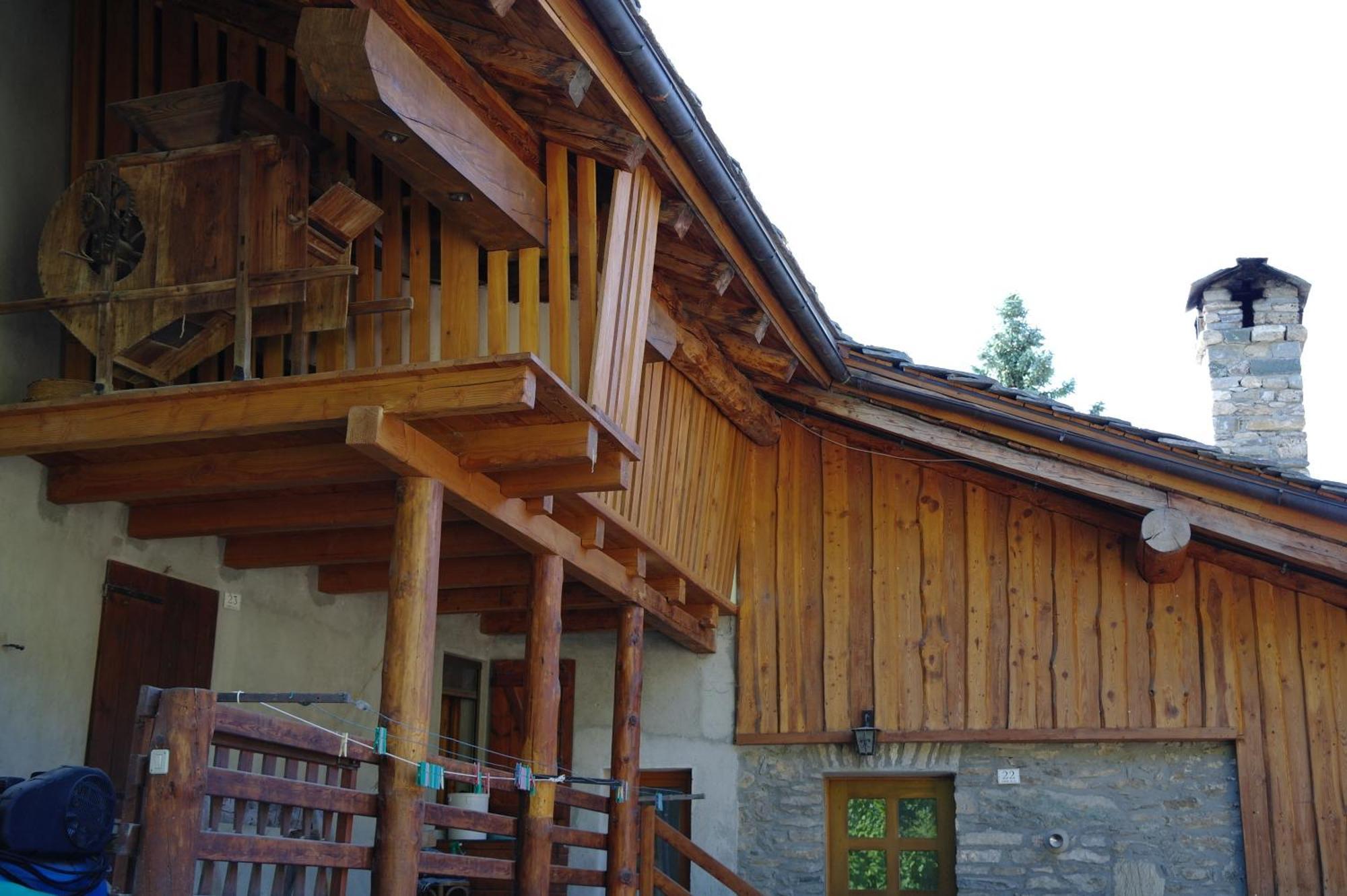 Le Vieux Noyer - Appartamenti Al Verde Villaggio Di Rumiod Saint-Pierre Exterior foto
